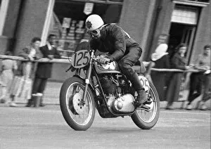 Images Dated 10th May 2020: Owen Parkin (BSA) 1957 Junior Newcomers Manx Grand Prix
