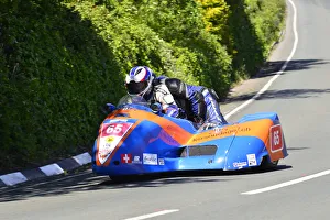 Images Dated 31st October 2020: Pascal Gassmann & Olivier Chabloz (Shelbourne) 2015 Sidecar TT