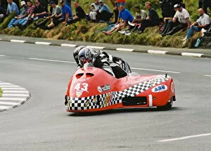 Images Dated 9th August 2018: Pascal Hachet & Rene Geffray (Windle Yamaha) 2004 Sidecar TT