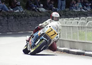 Images Dated 20th May 2021: Paul Davies (Yamaha) 1989 Senior TT