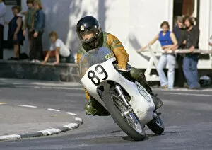 Images Dated 15th May 2022: Paul Glendenning (Yamaha) 1975 Lightweight Manx Grand Prix