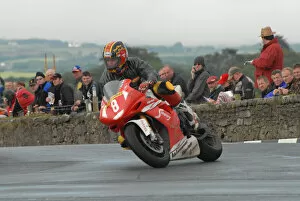 Images Dated 21st June 2021: Paul Hunt (Sloppy Racing Yamaha) 2007 Southern 100