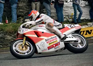 Images Dated 7th January 2022: Paul Iddon (Bimota Yamaha) 1988 Formula One TT