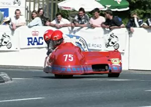 Images Dated 10th August 2016: Paul Iwanski & Roger Meaden (Windle) 1992 Sidecar TT