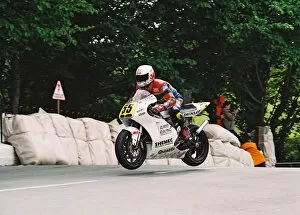 Images Dated 17th August 2018: Paul Owen (Honda) 2004 Senior TT