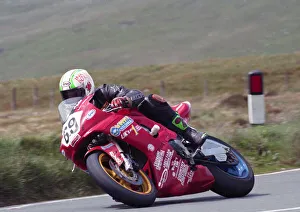 Paul Owen Collection: Paul Owen (Yamaha) 2002 Formula One TT