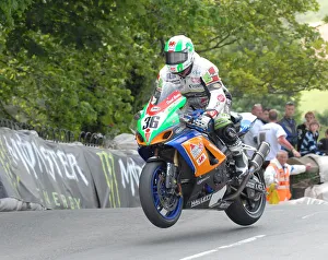 Paul Owen Collection: Paul Owen (Yamaha) 2011 Superbike TT