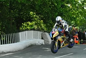 Images Dated 31st May 2014: Paul Shoesmith (BMW) 2014 Superbike TT
