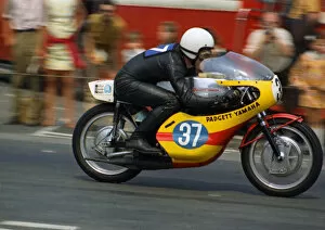 Images Dated 21st December 2018: Paul Smart (Padgett Yamaha) 1970 Junior TT