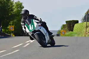 Paul Wardell (Suzuki) 2012 Super Twin Manx Grand Prix
