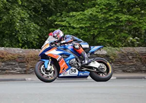 Images Dated 14th April 2021: Paul Williams (BMW) 2019 Superbike TT