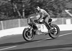 Images Dated 12th November 2020: Percy Tait (Suzuki) 1976 Classic TT