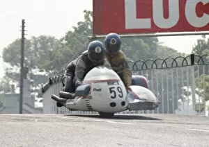 Images Dated 1st February 2021: Pete Coney & Brian Leigh (APT Yamaha) 1978 Sidecar TT