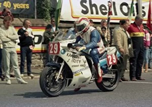 Images Dated 27th November 2017: Pete Davies (Suzuki) 1986 Production A TT