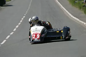 Images Dated 31st March 2022: Pete Nutall & Kevin Morgan (Ireson Yamaha) 2005 Sidecar TT