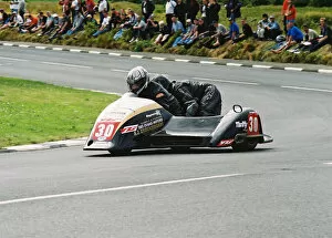Images Dated 9th August 2018: Pete Nuttall & Geoff Smale (Yamaha Ireson) 2004 Sidecar TT