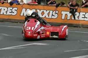 Images Dated 1st January 1980: Pete Nuttall & Keith Morgan (Ireson Yamaha) 2010 Sidecar A TT