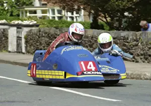 Pete Nuttall & Nick Crowe (Ireson Yamaha) 1996 Sidecar TT