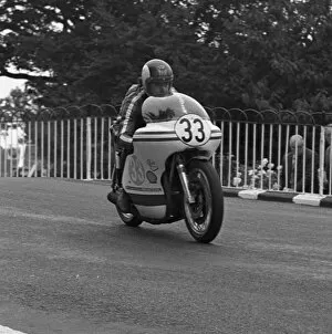 Images Dated 15th August 2018: Pete Welfare (Honda) 1972 Junior TT