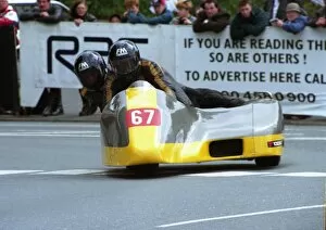 Images Dated 2nd February 2017: Peter Allebone & Jon Perkins (Juddarch) 1998 Sidecar TT