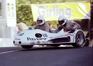 Peter Campbell & Dick Goodwin (Yamaha) 1980 Sidecar TT