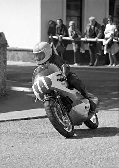 Images Dated 20th July 2021: Peter Crew (Yamaha) 1973 Lightweight Manx Grand Prix