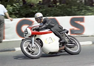 Images Dated 23rd October 2021: Peter Darvill (Norton) 1967 Senior TT