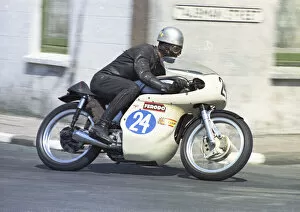 Images Dated 23rd October 2021: Peter Darvill (Norton) 1969 Junior TT