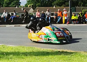 Peter Farrelly & Aaron Galligan (Ireson Yamaha) 2004 Sidecar TT