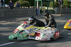 Images Dated 31st May 2003: Peter Farrelly & Jonathan Abel (Baker Honda) 2003 Sidecar TT