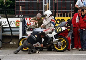 Images Dated 13th January 2019: Peter Foster (Yamaha) 1995 Singles TT