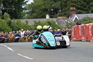 Peter Founds & Jevan Walmsley (Honda LCR) Sidecar TT