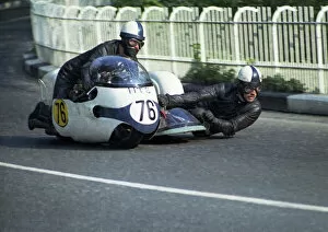 Images Dated 5th August 2016: Peter Hardy & Ron Hardy (HTS) 1969 Sidecar TT