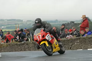 Images Dated 16th July 2021: Peter Hounsell (Suzuki) 2007 Southern 100