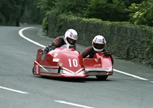Peter Krukowski & Chris McGahan (Ireson) 1992 Sidecar TT