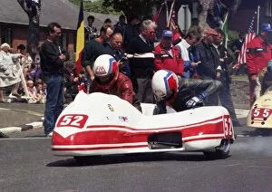 Peter Krukowski & Chris McGahan (Windle Yamaha) 1990 Sidecar TT