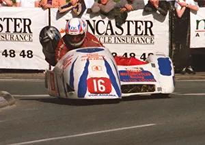 Ireson Yamaha Gallery: Peter Nuttall & Nick Crowe (Ireson Yamaha) 1999 Sidecar TT