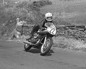 Images Dated 23rd February 2020: Peter Quirk (Suzuki) 1975 Jurby Road