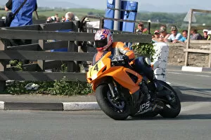 Images Dated 8th July 2021: Peter Simpson (Suzuki) 2007 Steam Packet Races