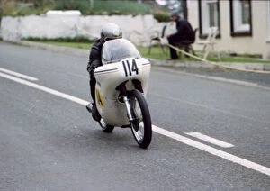 Images Dated 10th March 2019: Peter Swallow (Norton) 1980 Senior Manx Grand Prix