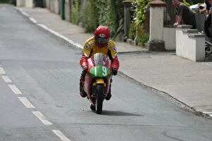 Images Dated 7th June 2004: Peter Wakefield (Honda) 2004 Ultra Lightweight 125 TT