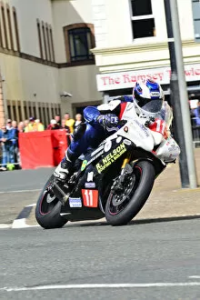 Images Dated 9th June 2021: Peter Wilkinson (Yamaha) 2015 Newcomers Manx Grand Prix