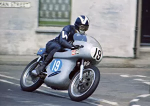 Images Dated 26th December 2018: Peter Williams (Arter AJS) 1970 Junior TT
