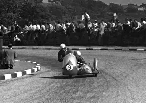 Peter Woollett & G H Loft (Norton) 1958 Sidecar TT