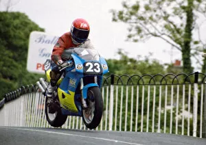 Images Dated 14th January 2022: Phil Armes (Suzuki) 1991 Supersport 400 TT