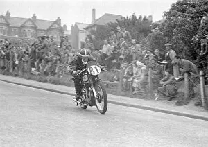 Images Dated 27th February 2022: Phil Carter (Norton) 1950 Senior Clubman TT