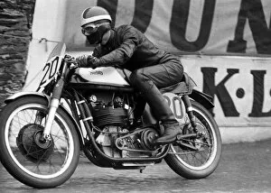 Phil Carter (Telfer Norton) 1955 Lightweight TT