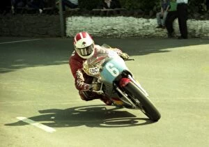 Images Dated 3rd February 2018: Phil Mellor (Padgett Yamaha) 1984 Formula Two TT