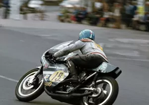 Images Dated 24th October 2020: Phil Winter (Crooks Suzuki) 1977 Senior Manx Grand Prix