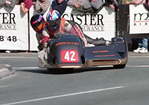 Philip Dombernowaky & Waklas Nenesson (Ireson) 1999 Sidecar TT